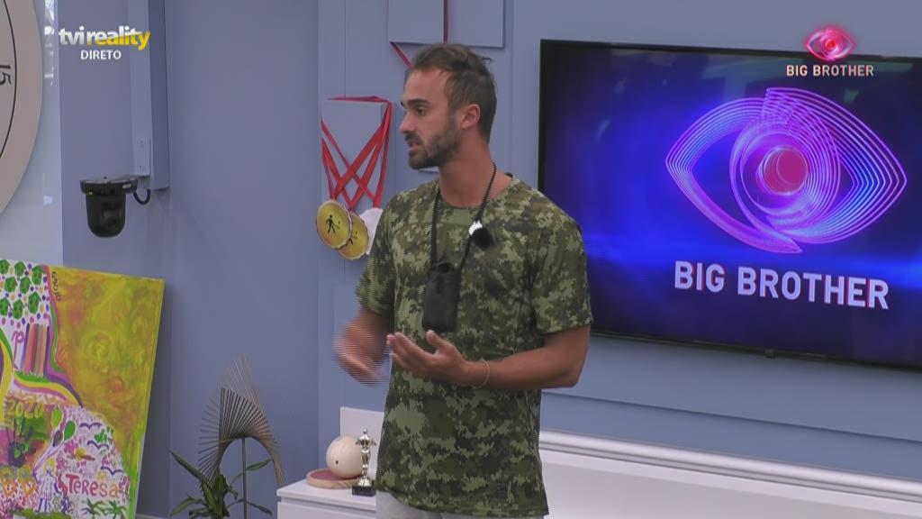 Big Brother: Daniel Guerreiro deixa aviso aos colegas: &#8220;Estou super massacrado&#8230;&#8221;